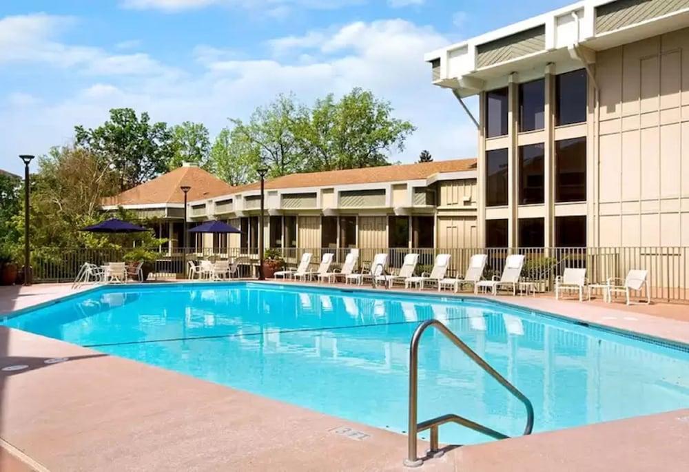 Hotel Doubletree By Hilton Sacramento Exterior foto