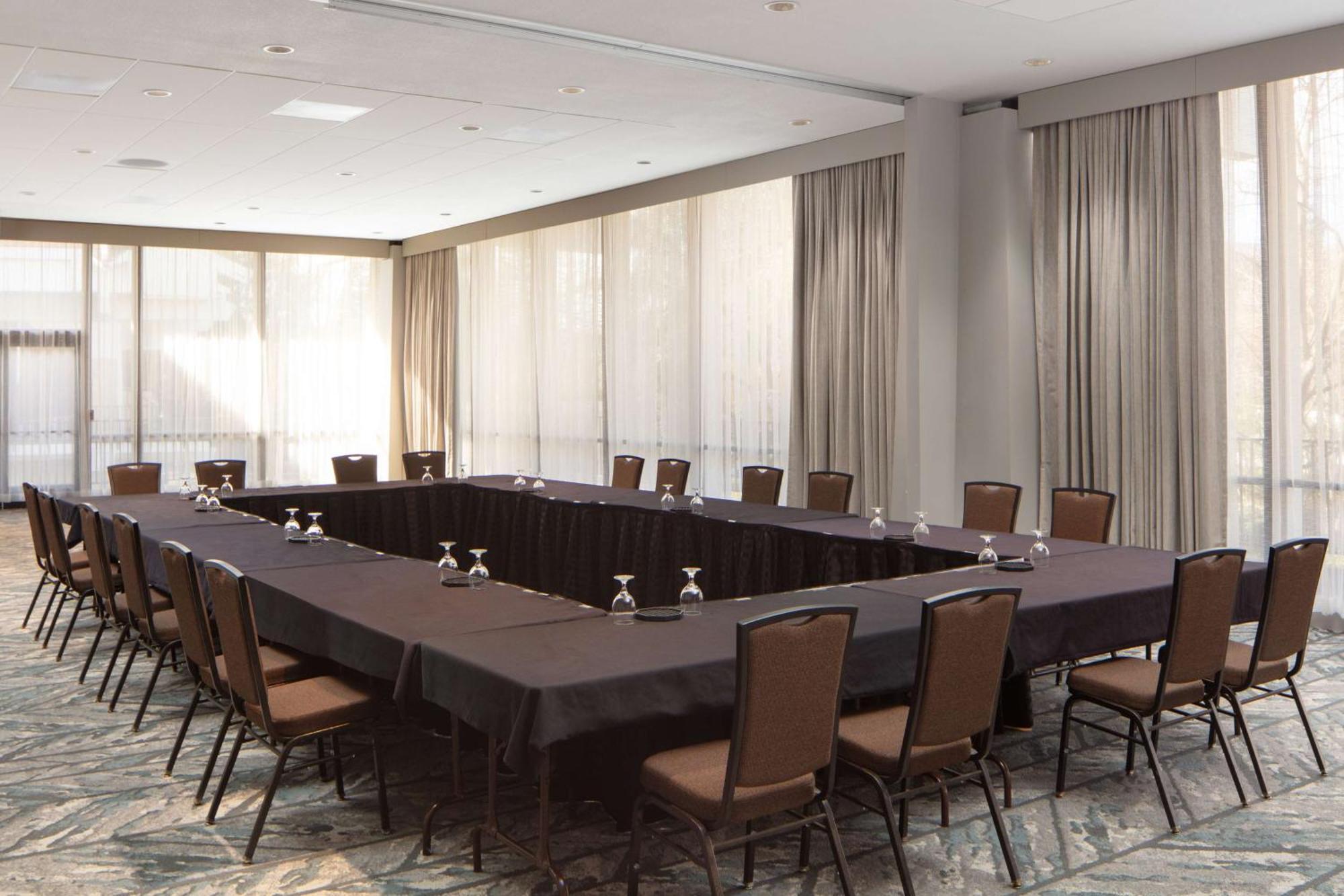 Hotel Doubletree By Hilton Sacramento Exterior foto